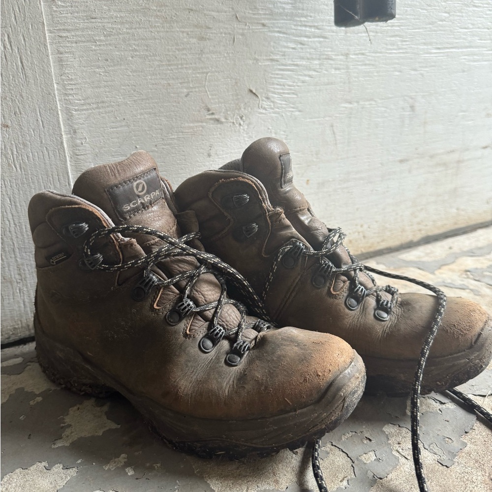 Scarpa women’s hiking boots